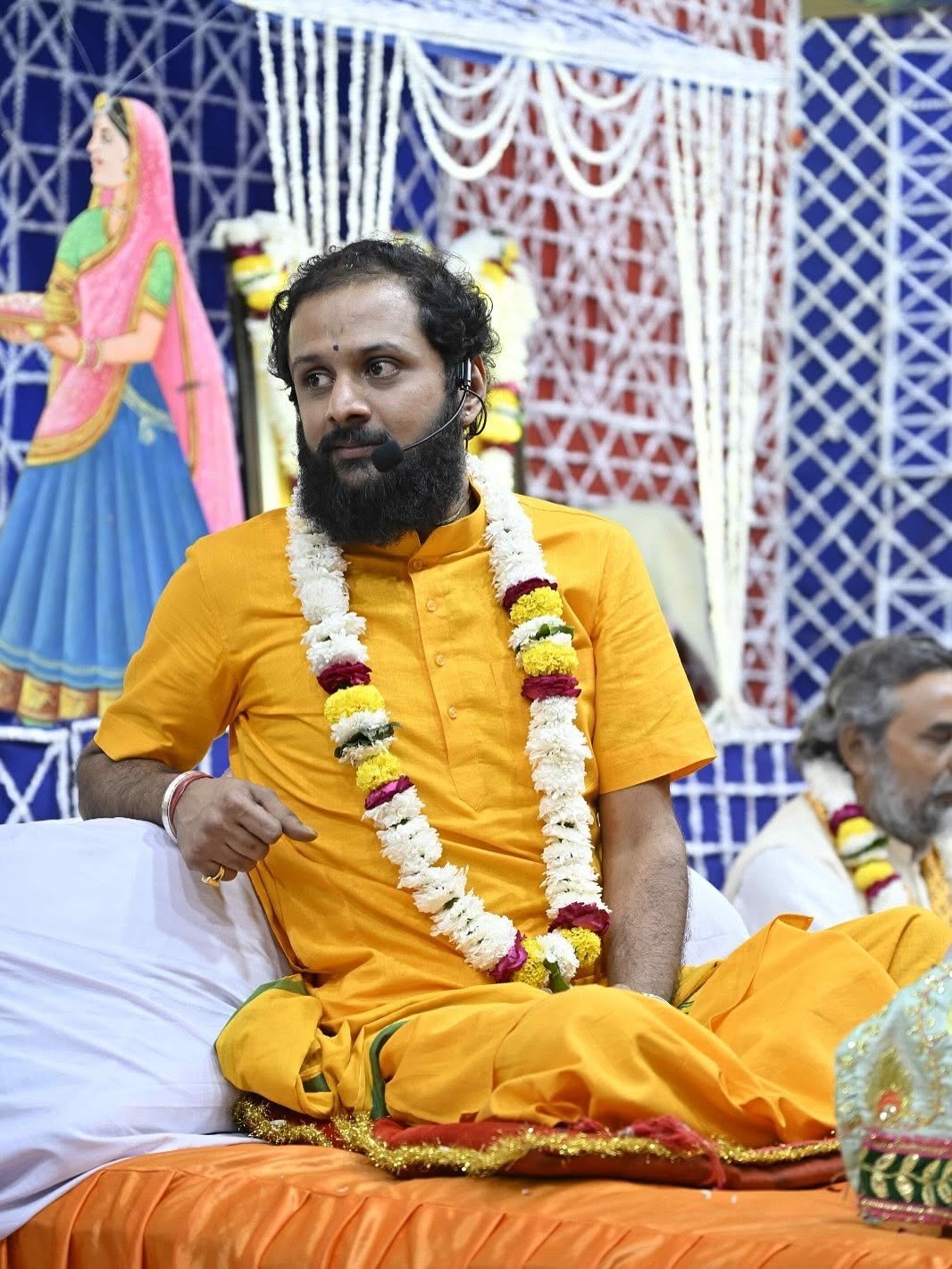 Maharaj Ji addressing a Katha gathering